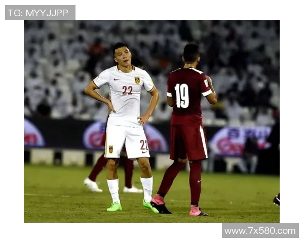 巅峰时期足球十大球星盘点与辉煌时刻回顾