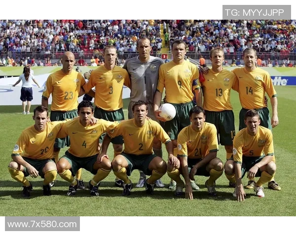 足球巨星与顶级俱乐部的辉煌征程与传奇时刻解析